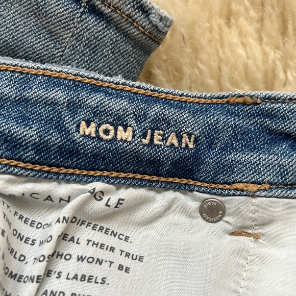 SOLD - American Eagle Distressed Mom Jean - NWOT - Picture 5 of 10